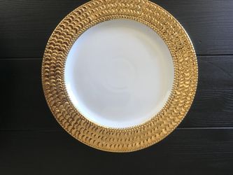 Set of 4 plates