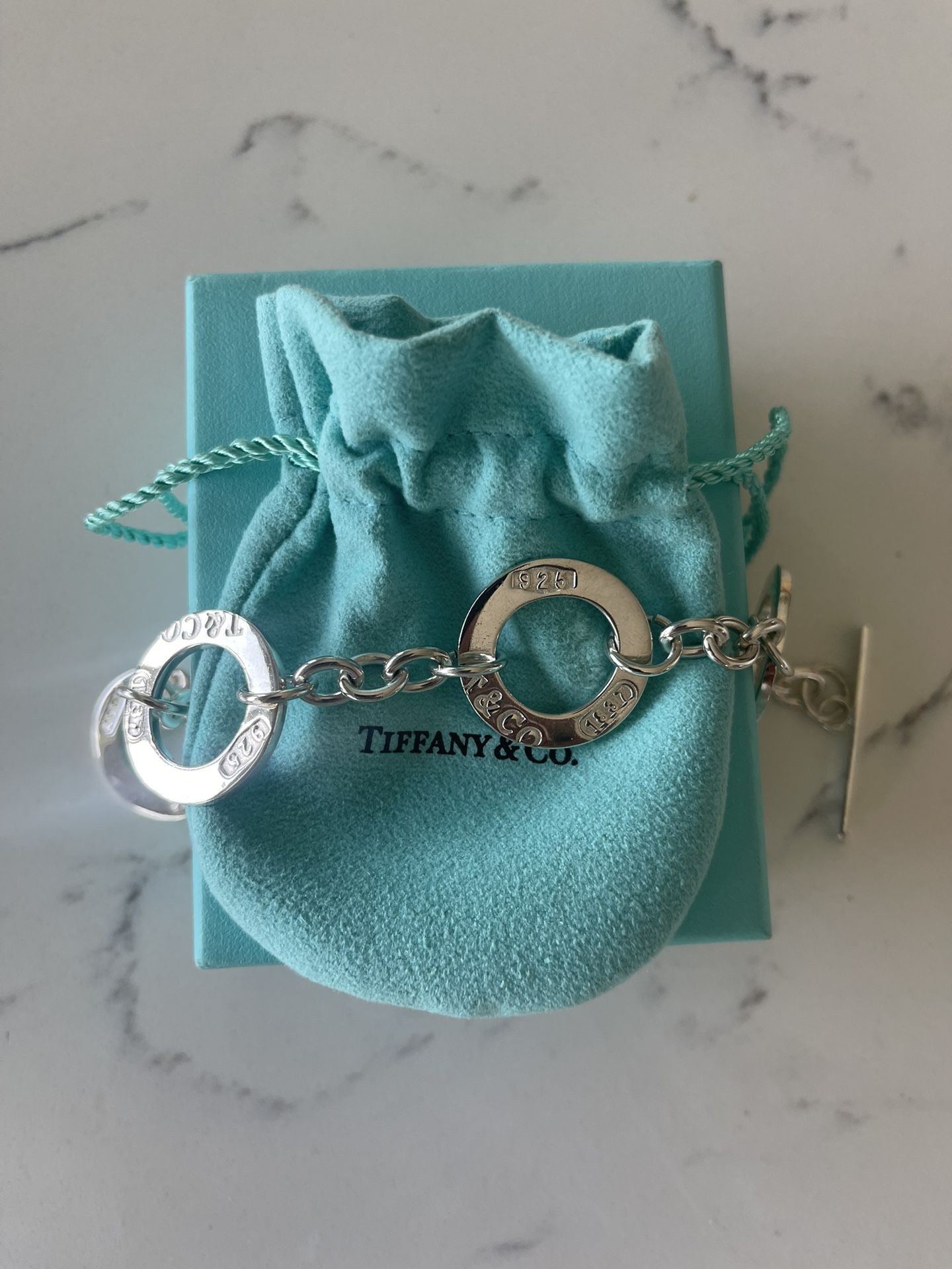 Tiffany & Co. Silver Circles Clasp Toggle 7 1/2" Charm Bracelet