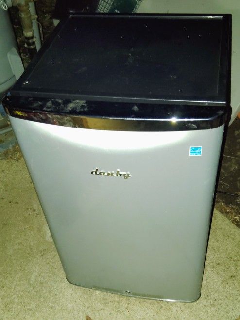 Danby Fridgerator