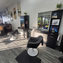 Salon Stations And Desk For Sale
