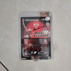 Muhammad Ali Signed Autographed 1:64 model toy car