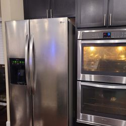 Side-by-side Refrigerator 