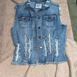 Denim Vest Size Medium 