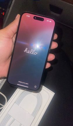 iPhone 16 selling for my lady brand new