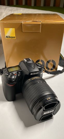 Nikon D90  - PRISTINE CONDITION.