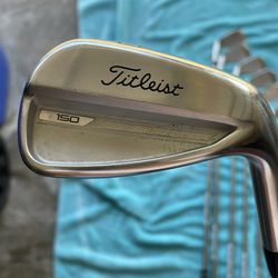 Titleist t150 Irons 4-PW