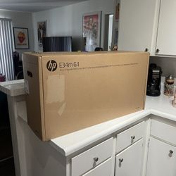 BRAND NEW HP E34m G4 Monitor
