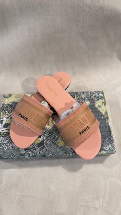 Sandalia Dr
