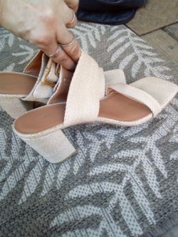 Sandals 9.5
