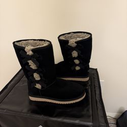 Women’s UGG Boots Size 7 