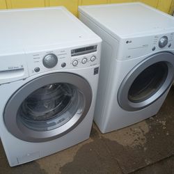 LG  Front Loading Washer And Dryer