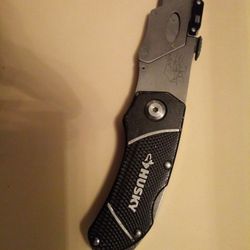 Foldable Husky Utility Knife