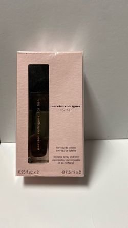 Narciso Rodriguez for her travel