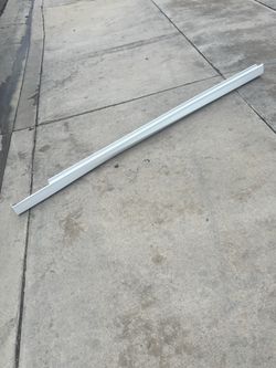 Dodge charger oem rocker panel (driver side )