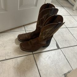 Western Boots , Squared Toe Size 11 Old West 