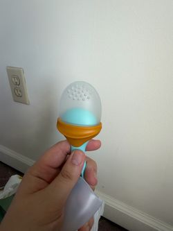 Baby Silicone Food Feeder Teether and Bibs