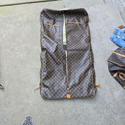 garment bag authentic lv