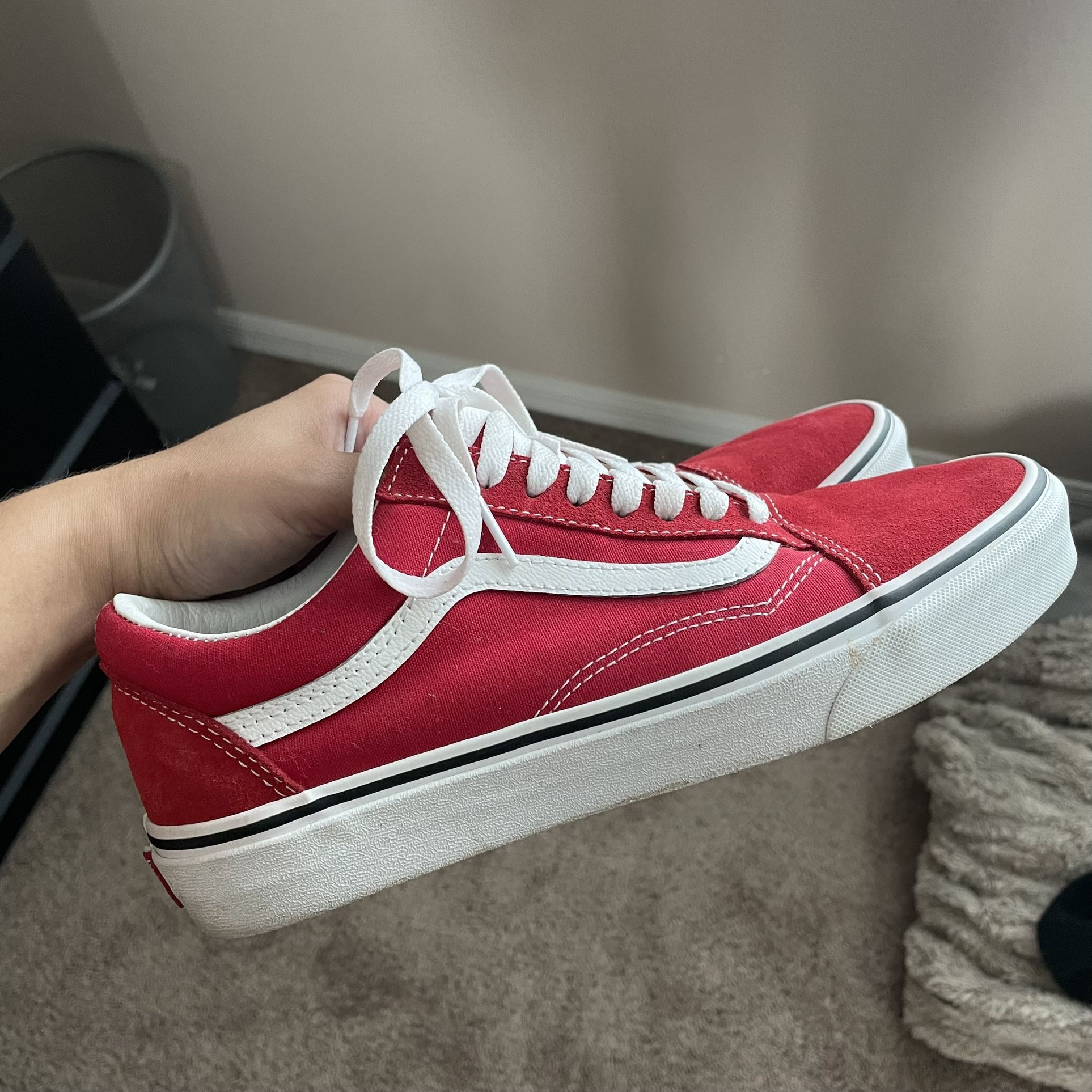 Vans (M 8.5 / W 10)