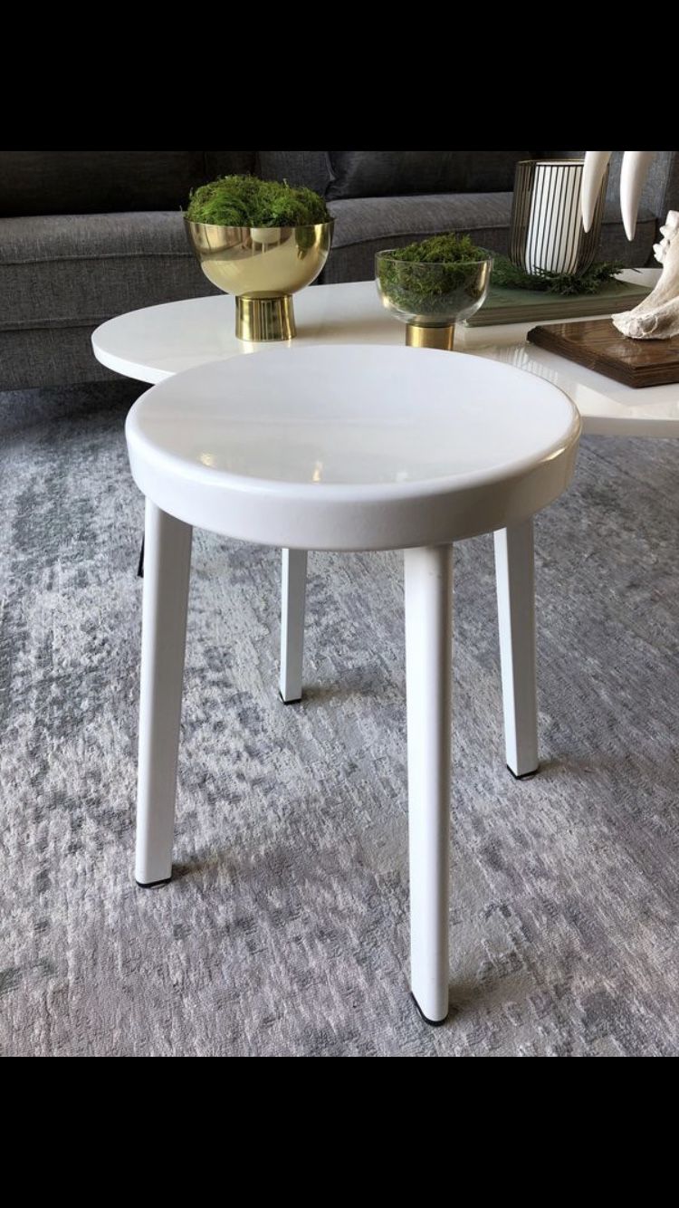 Safavieh Indus White Metal Enamel Stool • Works as Plant Stand