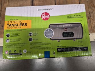 TANKLESS WATERHEATER WITH INSTALLATION KIT