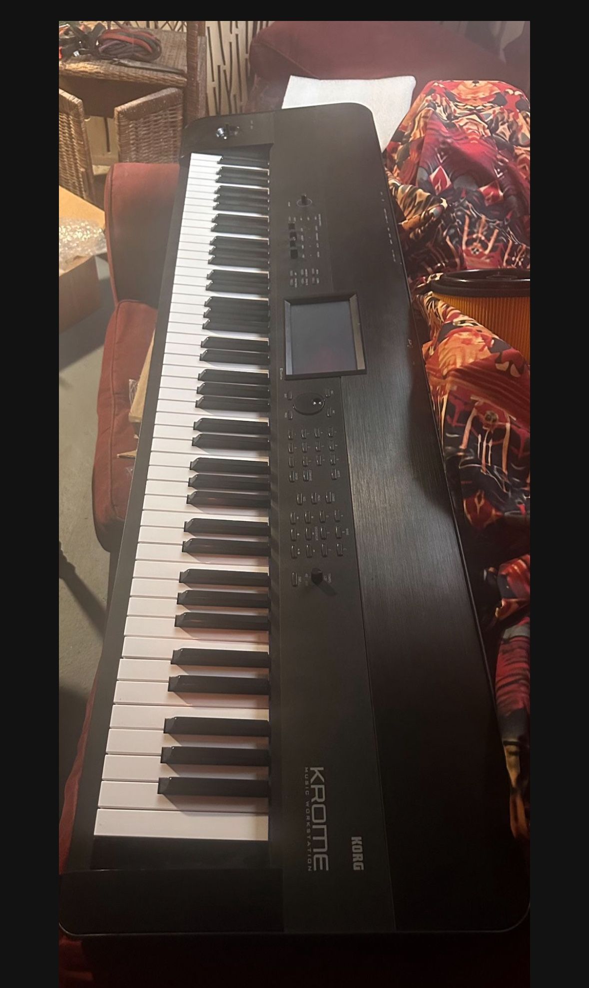 Korg Krome 88 Keyboard Synth 