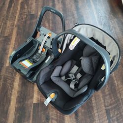Chicco KeyFit 35 Infant Car Seat Carrier