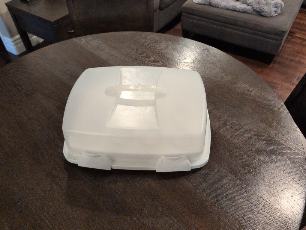 Wilton Industries Cake Cupcake Travel Storage Container