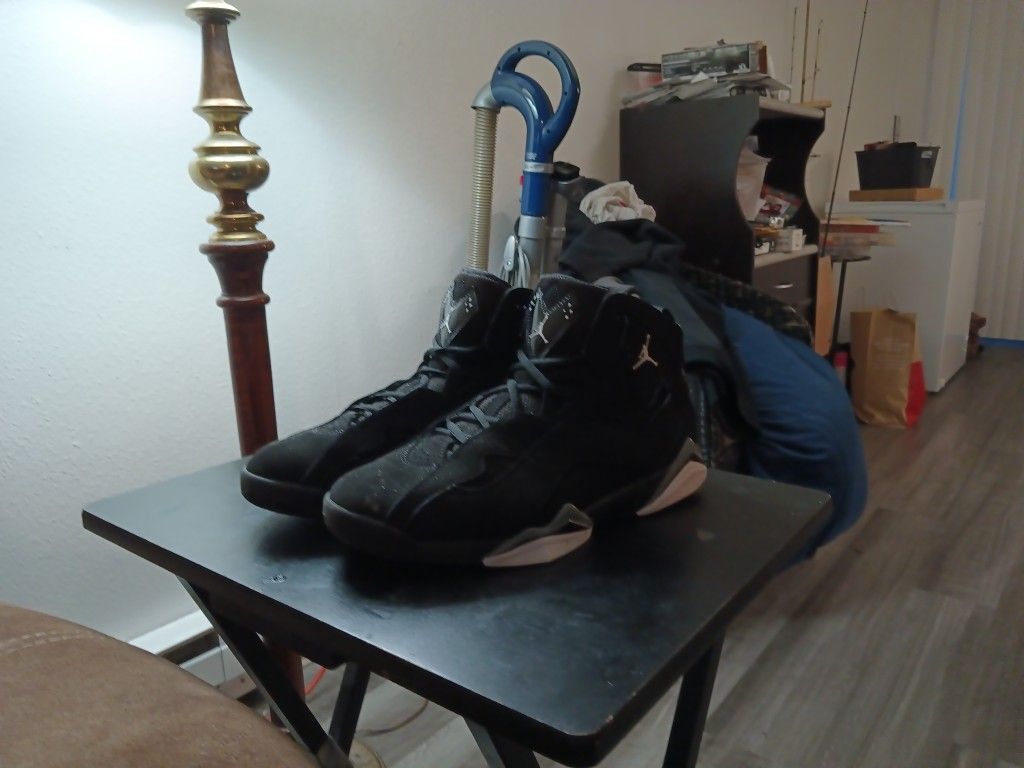 Jordan Flight 7 USED