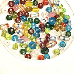 Lot Of 100 Vintage Mixed Glass Beads 