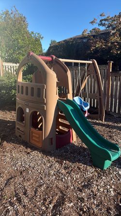 Step 2 Outdoor playset