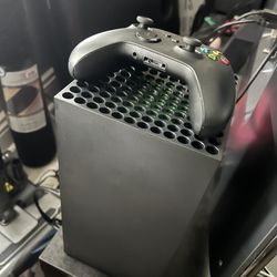 BRAND NEW XBOX AND RAZOR HEADSET 