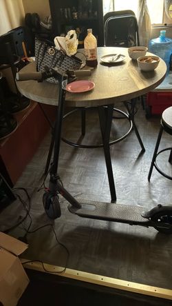 Black Electric MAXSHOT Scooter