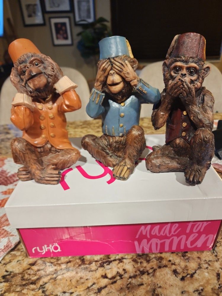 Bell Hop Monkeys,Hear No evil ,See No evil,Speak No Evil.