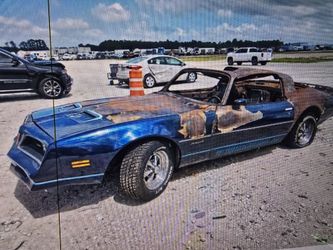 FOR PARTS 1978 PONTIAC FIREBIRD