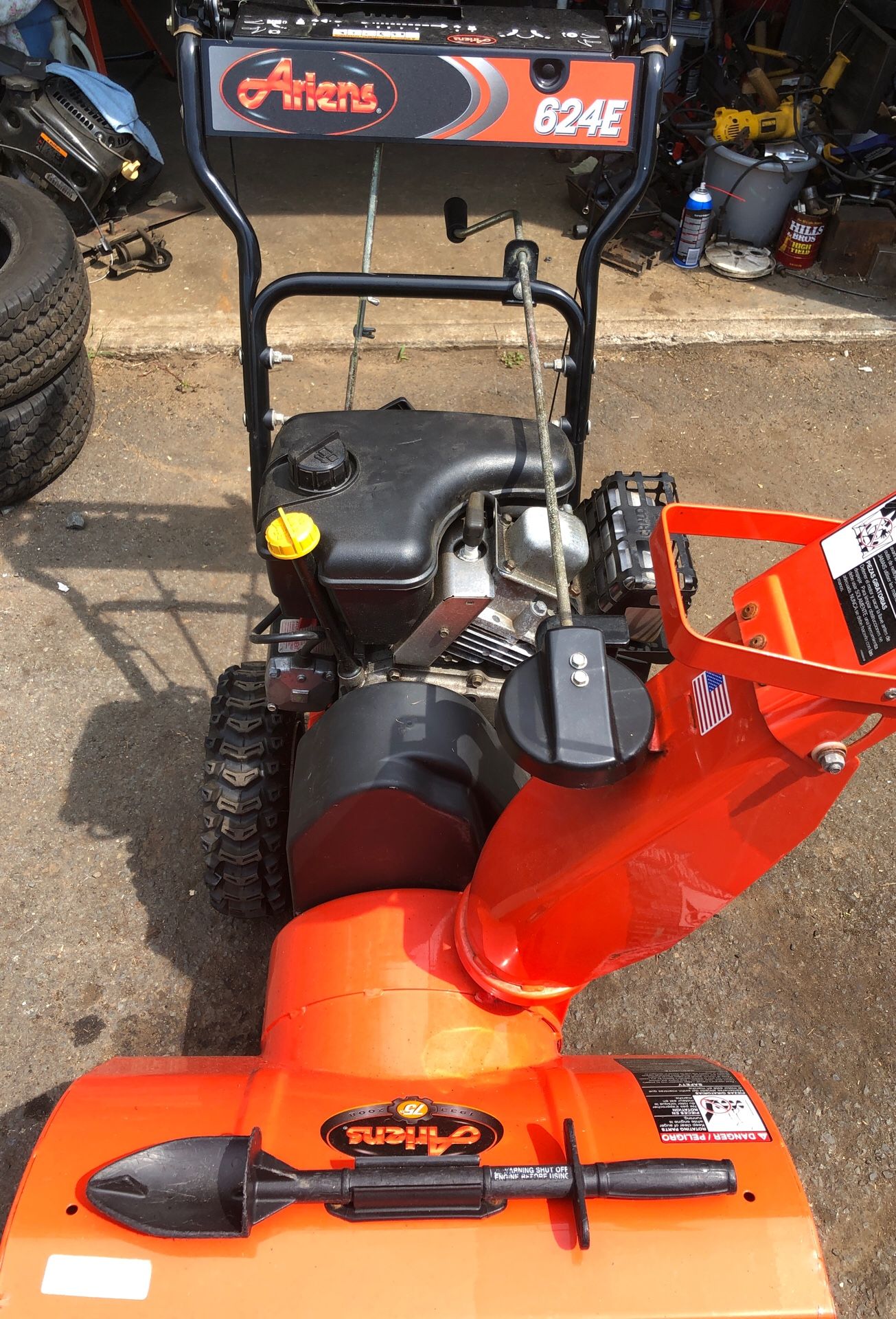 Ariens 624E Snow Blowers With Electr Starts for Sale in West Hartford