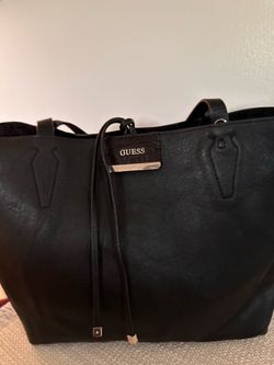 Black handbag. GUESS. Cartera color negro. GUESS original.