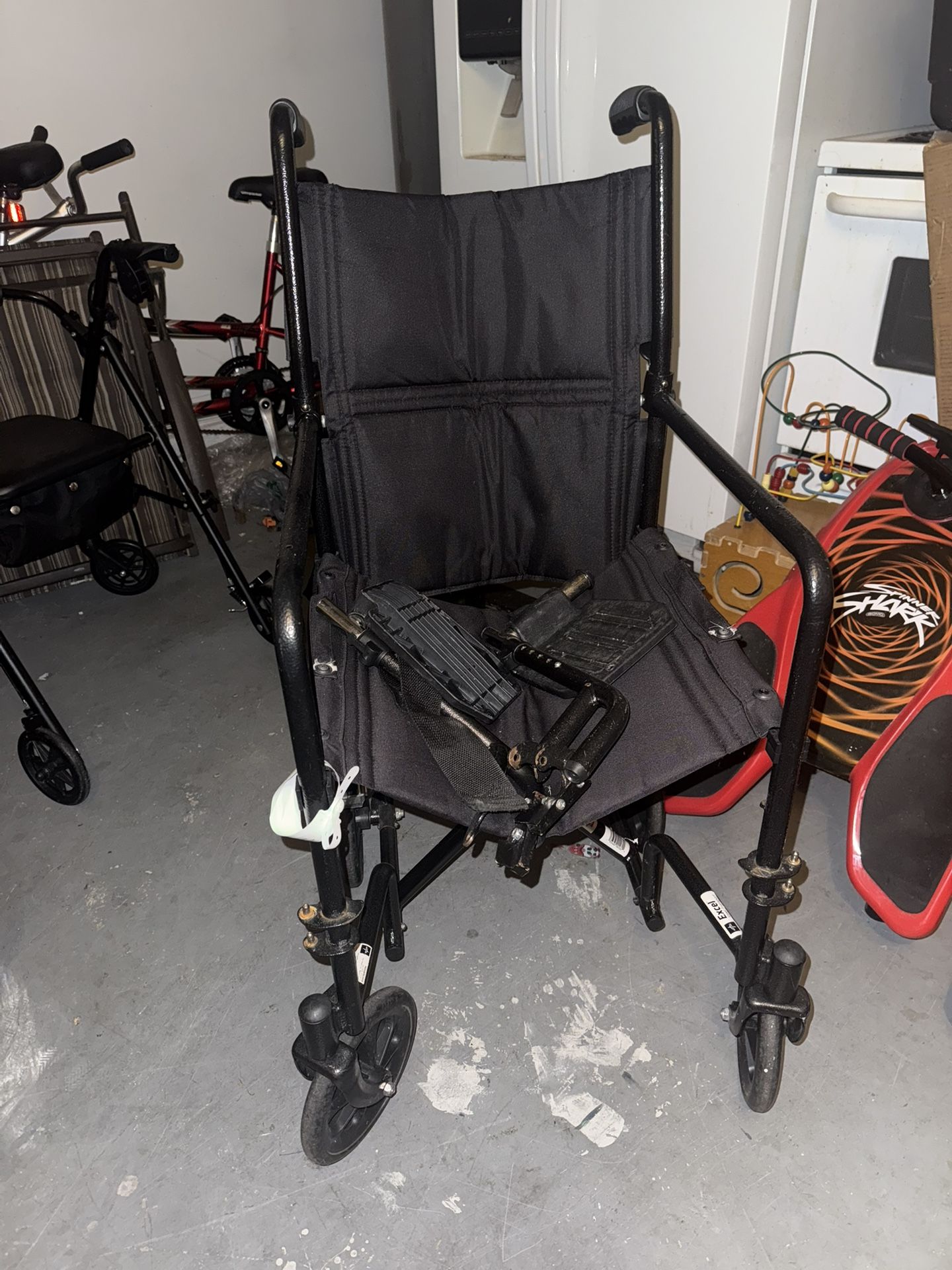 Medline Transport Chair With Leg rest