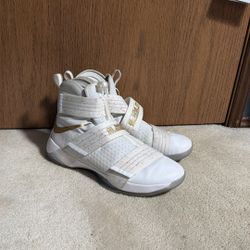 LeBron Soldier 10 USA 2016 