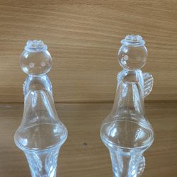 3 1/2” Glass Angels. No chips or cracks excellent condition 