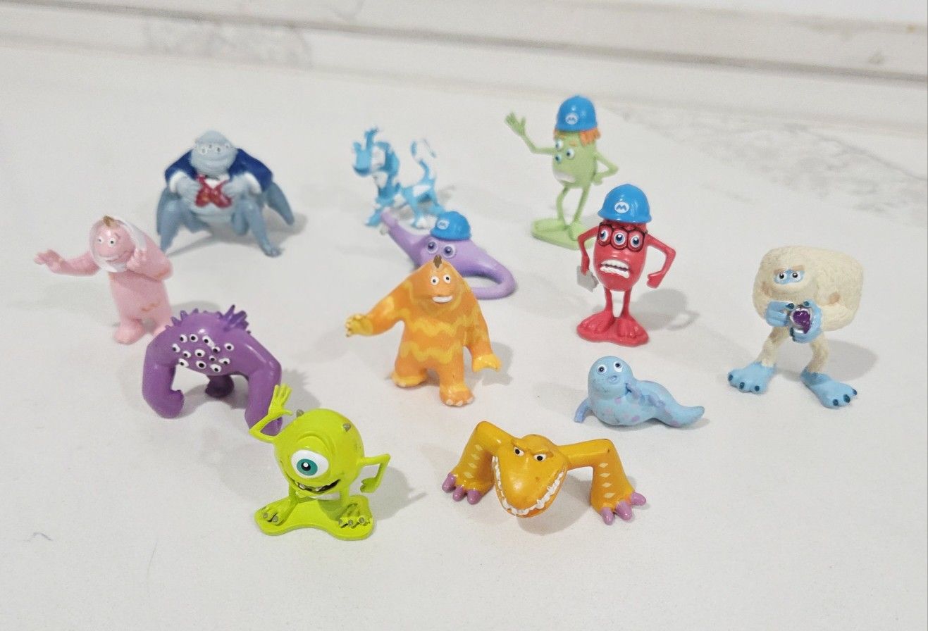 Lot of 12 Disney "Fright Packs" Monsters Inc 1" PVC Figurines 2001