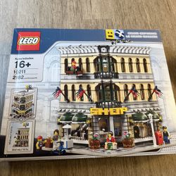 Grand Emporium Lego 10211