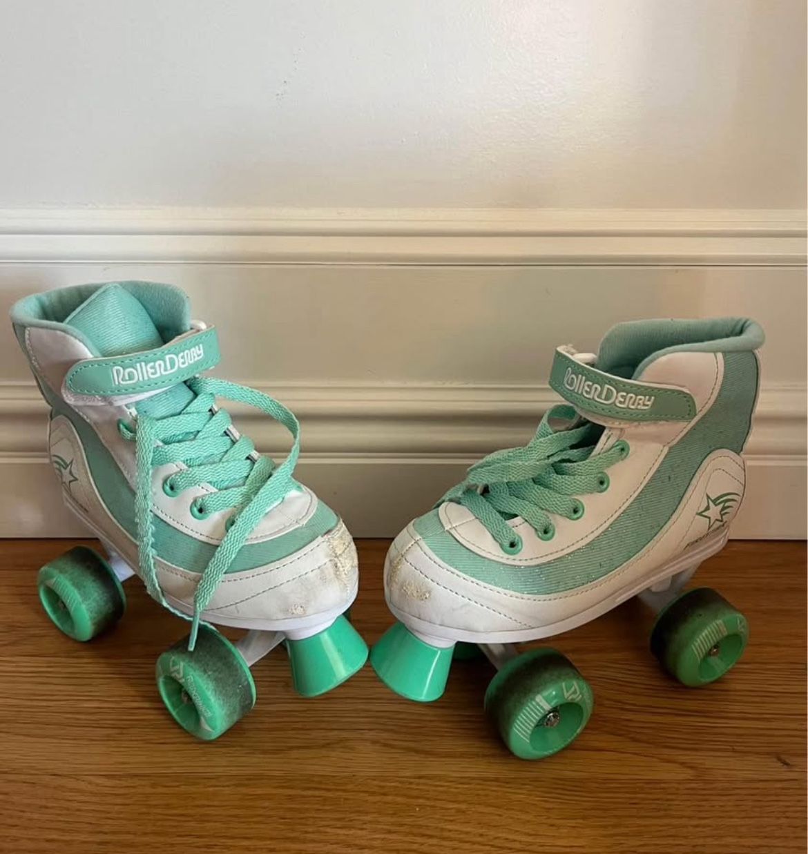 Rollerblades/Skates