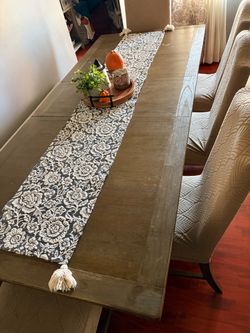 Dining room table, chairs and bench
