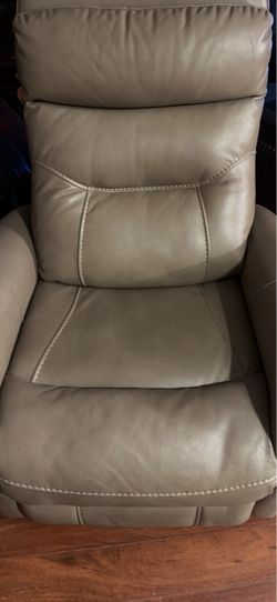 Leather recliner-bone color