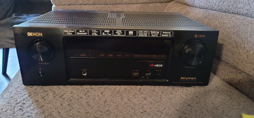 Mint Condition DENON AVR 1400h Receiver