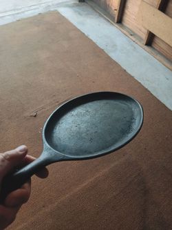 Cooking skillet