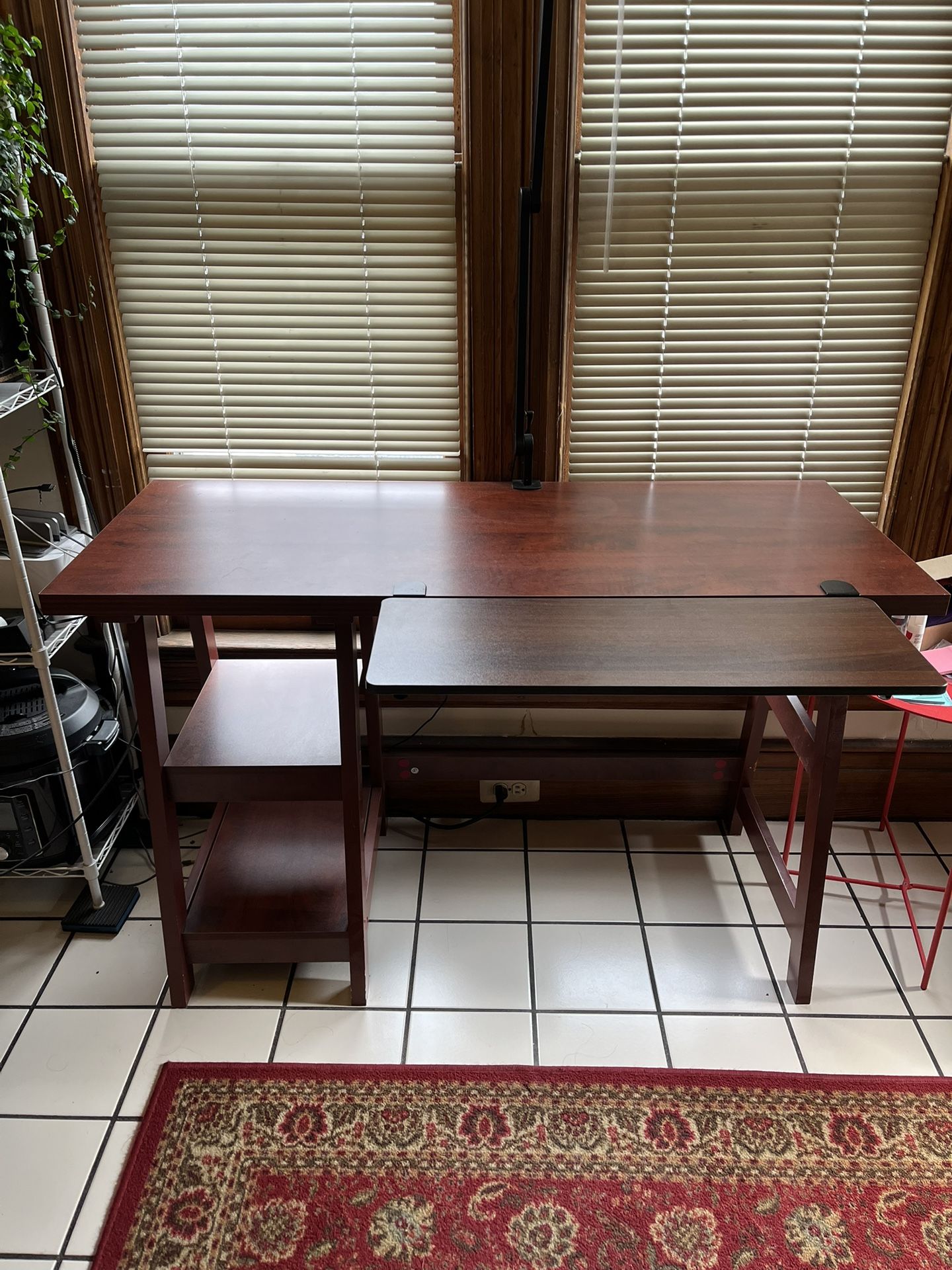 Beautiful Desk With Shelves