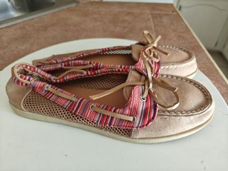 Women Shoes Size 8.5 Great Condition 