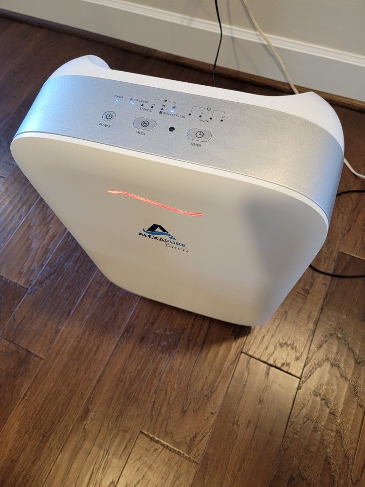 AlexaPure Breeze Air Purifier Includes replacement filter