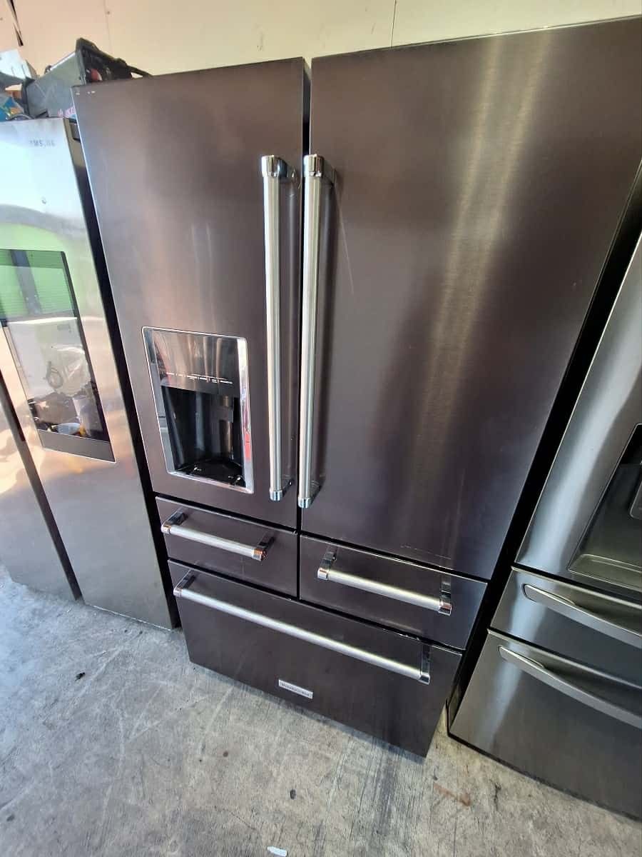 LIKE NEW !! KITCHENAID BLACK STAINLESS STEEL 5 DOOR SMART REFRIGERATOR